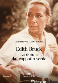 DONNA DAL CAPPOTTO VERDE (LA)