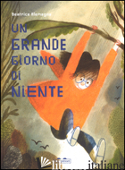 GRANDE GIORNO DI NIENTE (UN)